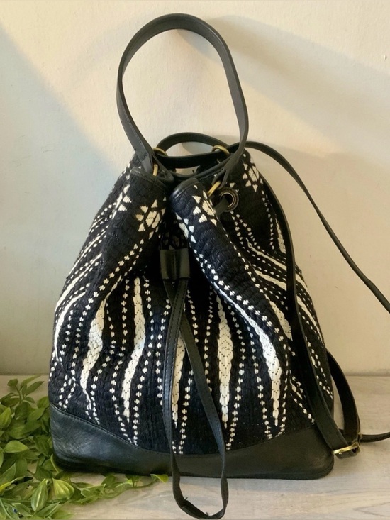 Tory Burch Handbags - TORY BURCH RARE SAVORA TWEED & LEATHER BUCKET/BACKPACK DRAWSTRING BAG